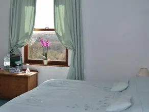 St Lawrence Guest House - Image 3