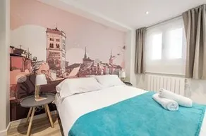 La Torre Boutique Apartamentos - Image 1