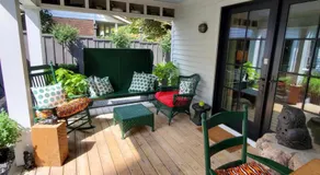 Dot's Landing Garden Room - Image 3