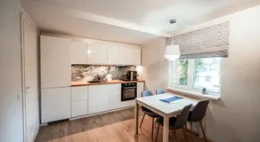 Cabin Guesthouse with free parking - Image 5