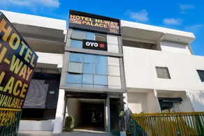Hotel O by OYO HI-WAY Palace - Image 4