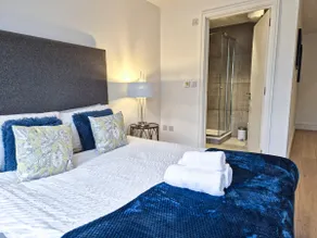 Exclusive 3BR flat with balcony in Regent's Park, - Image 4