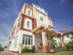 Excella Hotel - Image 4