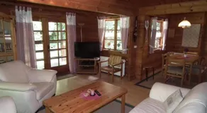 Wunderschönes Ferienhaus am Waldrand - Image 2
