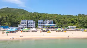 Pohang Playbeach Poolvilla - Image 4