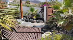 Beautiful small bungalow, amazing views and garden - Image 5