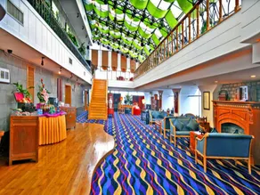 Chongqing Wanyou Conifer Hotel - Image 2