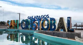 Departamento a pocos pasos de la playa con AC, WiFi, 2 habitaciones, 2 baños completos, 4 camas y cocina equipada en el centro de San Cristóbal cerca de bares y restaurantes - Caballito - Galápagos Home - Image 4