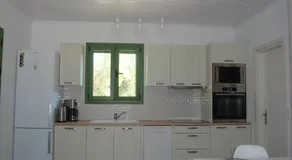 Peter's Cottage, Near Fiscardo, Kefalonia - Image 3