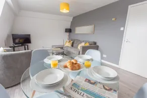 Comfortable 2 Bedroom Apartment in Headington, Near John Radcliffe Hospital & Oxford Brookes - Image 3