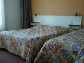 Hôtel De La Gare Montluçon - Image 5