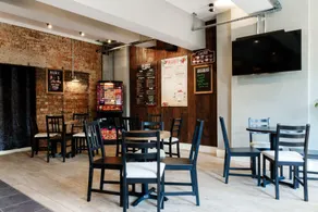 Ruby Pub & Hotel - Image 3