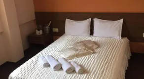 Hotel Iris - Image 2
