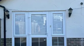 Windrush Apartment - Image 5
