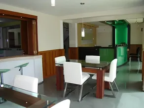 Apartahotel Vincent Suites - Image 4