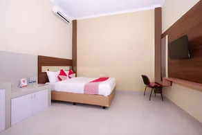 Shabrina Homestay Syariah Terminal Tirtonadi Solo RedPartner - Image 2