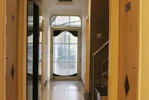 Hotel Royal Inn - Image 2