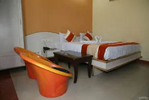 Hotel Mahadev Regency - Image 4