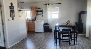 Peaceful, Private and Airy on a 5 acre farm - Image 2