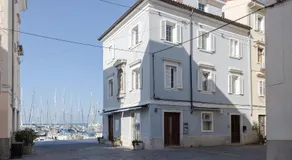 PortHouse Apartments - Image 4