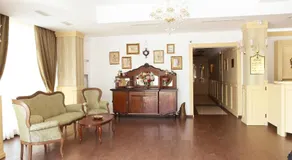 Hotel Bohemia - Image 4