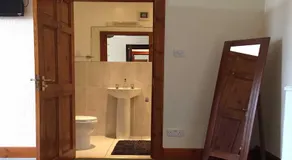 Garfield Guesthouse - Image 4
