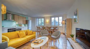 Appart 3 chambres 8 places et garage - Image 2