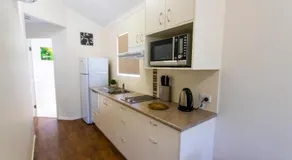 Esk Caravan Park & Rail Trail Motel - Image 5