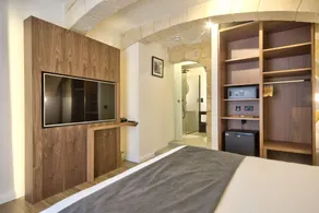 23 Boutique Hotel - Image 2