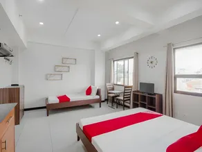 Cornerstone Manor Inn - Image 2
