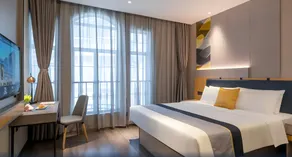 Home Inn Selected (Xiamen Zhongshan Road Pedestrian Street) - Image 2