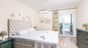 Kapa Maisonette - Beachfront, 3 min walk to Mamalouka - Image 2