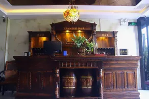 Zhizun Holiday Hotel - Image 3