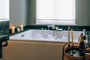 B10)GameRoom+Sauna+Jacuzzi 660m2 GroupHouse 40+ppl - Image 2