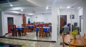 Lion Resort - Image 5