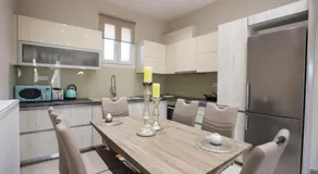 Olive Grove Deluxe apartment - Image 2