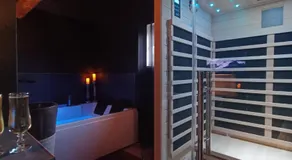 "BLACQ ROOM" Luxe, balnéo, sauna 50 nuances de grey - Image 2