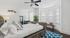 The Ultimate Fan's Retreat: 5BR near all the Action - Image 2