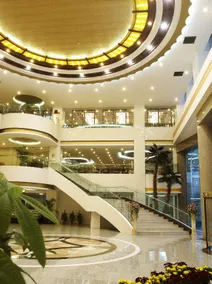 Jinling Jingyuan Plaza - Image 3