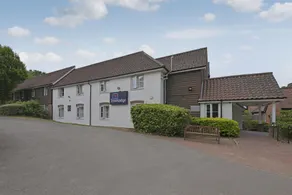 Travelodge London Chigwell - Image 3