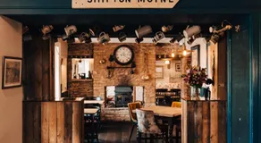 Cat and Custard Pot Inn - Image 2