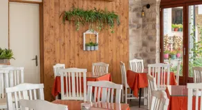 Parthenon Rooms - Image 3