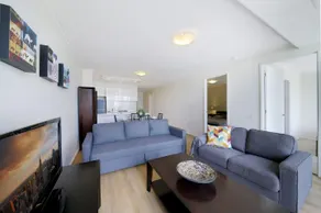 Comfy & Stylish 2BR Apt Next to Crown City Views - Image 5