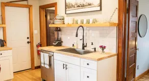 Cute 2-Bed Home, 3 Blocks From Downtown Bozeman, With A Large Yard! - Image 3