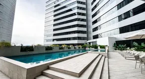 NEW! Suite,Piscina de lujo, GYM, WiFi, Tv en Guayaquil zona ejecutiva - Image 4