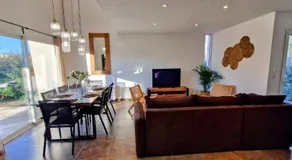 LA CATALANE, Villa Contemporaine en Bord de Mer et Climatisee - Image 4