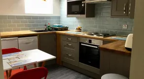 Mount Pleasant Apartments - Image 2