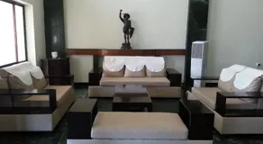 Paramount Inn - Image 2