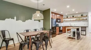 The Carriage House at King's Crossing - Image 5