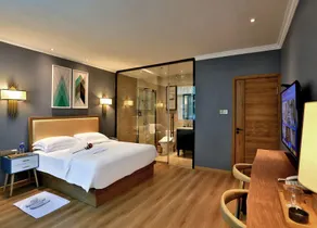 Oriental Hotel - Image 3